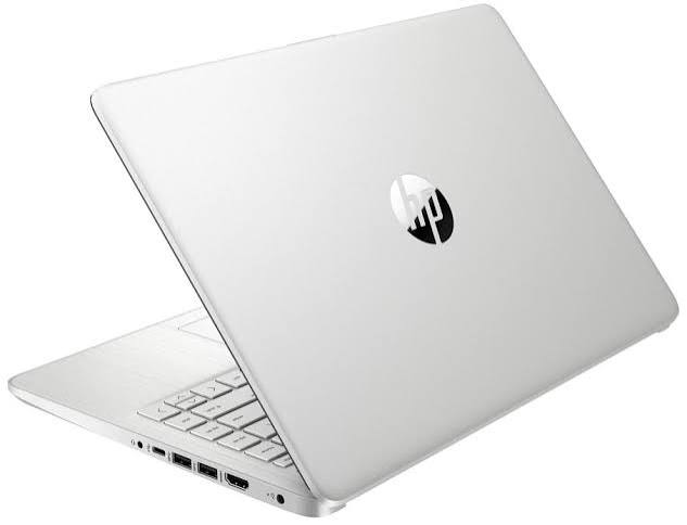 HP 14-DQ5009NR INTEL Core i3 8GB 256GB SSD